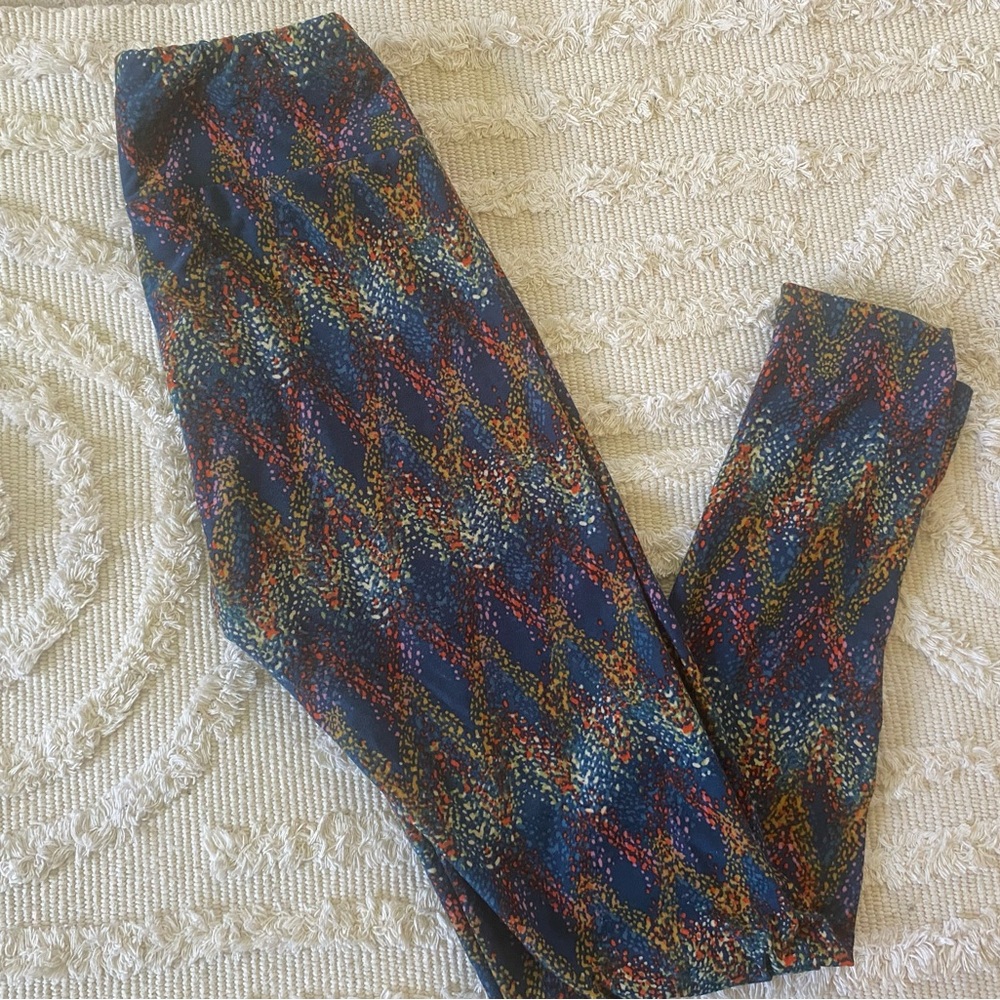 Lularoe Chevron Legging